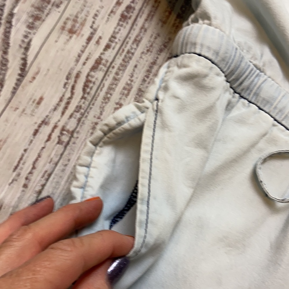 Old Navy Lightweight Light Denim Pantsuit. Size XSmall. - Picture 10 of 11